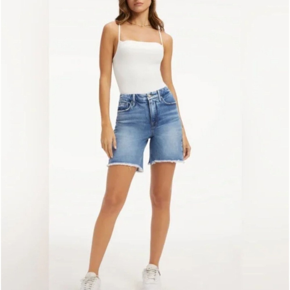 Good American Denim Shorts Womens 4/27 Blue Raw Hem Distressed GNIC0235T